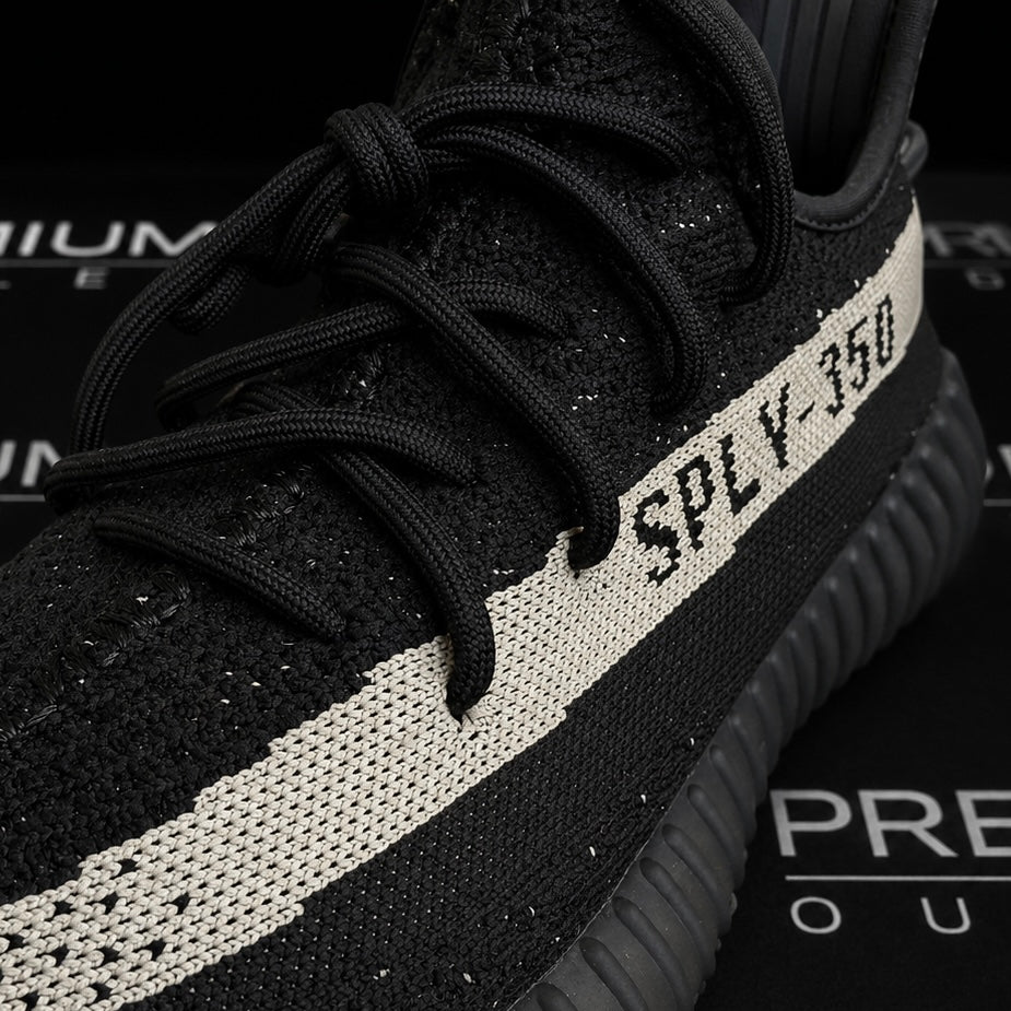 Yeezy Boost 350 V2 Oreo