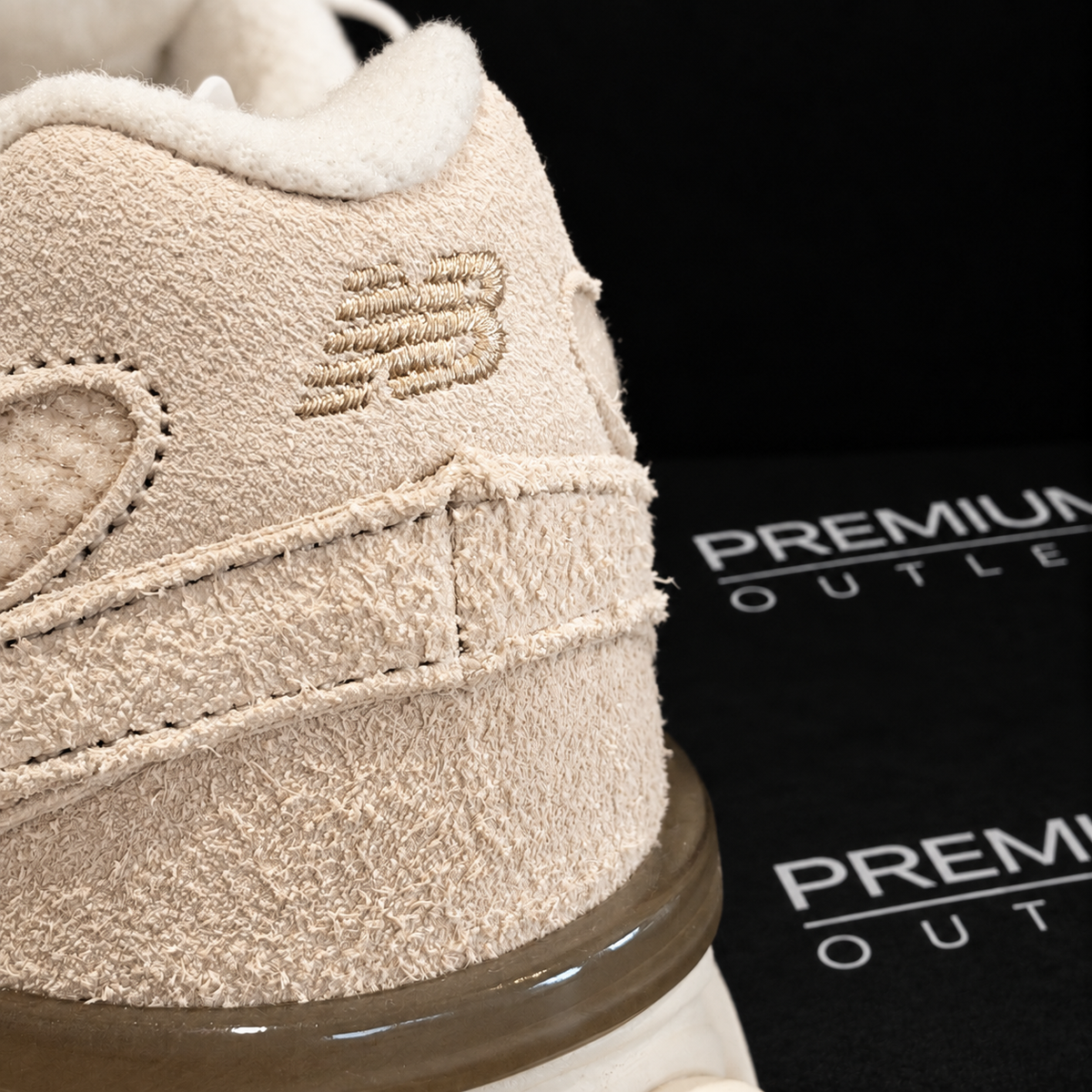 New Balance 9060 Bisque
