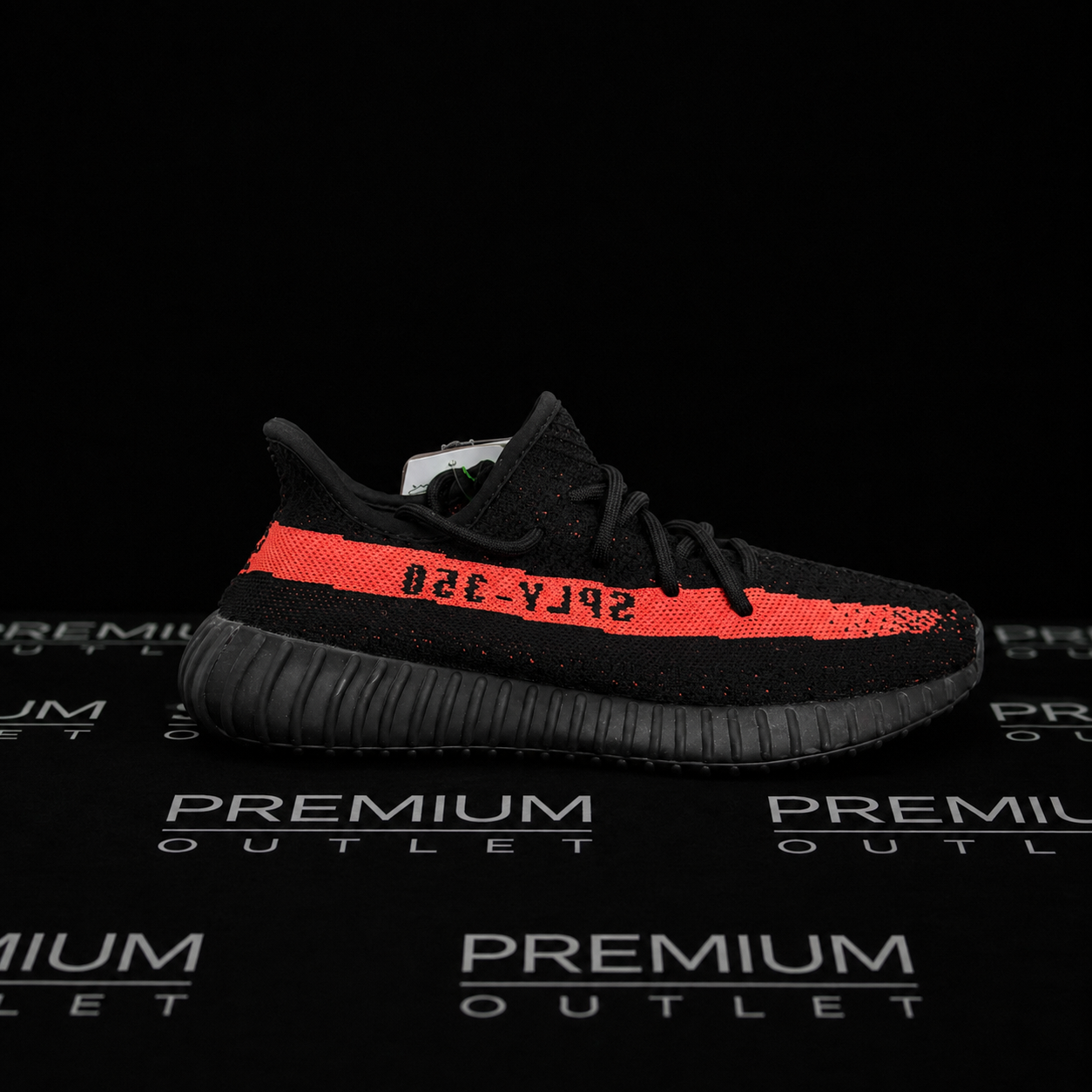 Adidas Yeezy Boost 350 V2 „Core Black Red”