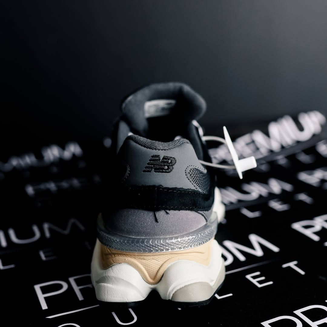 New Balance 9060 Blue