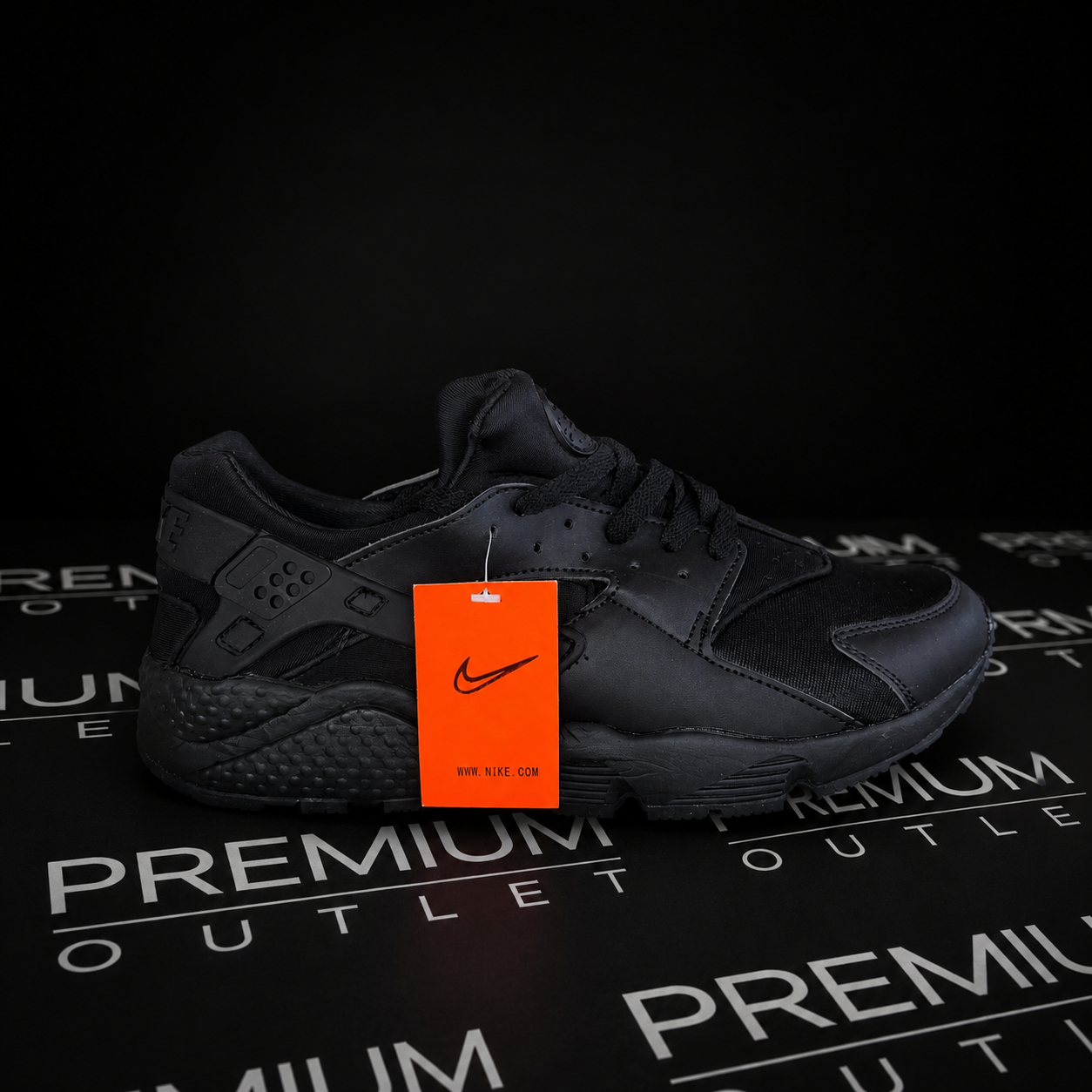 Nike Air Huarache Triple Black