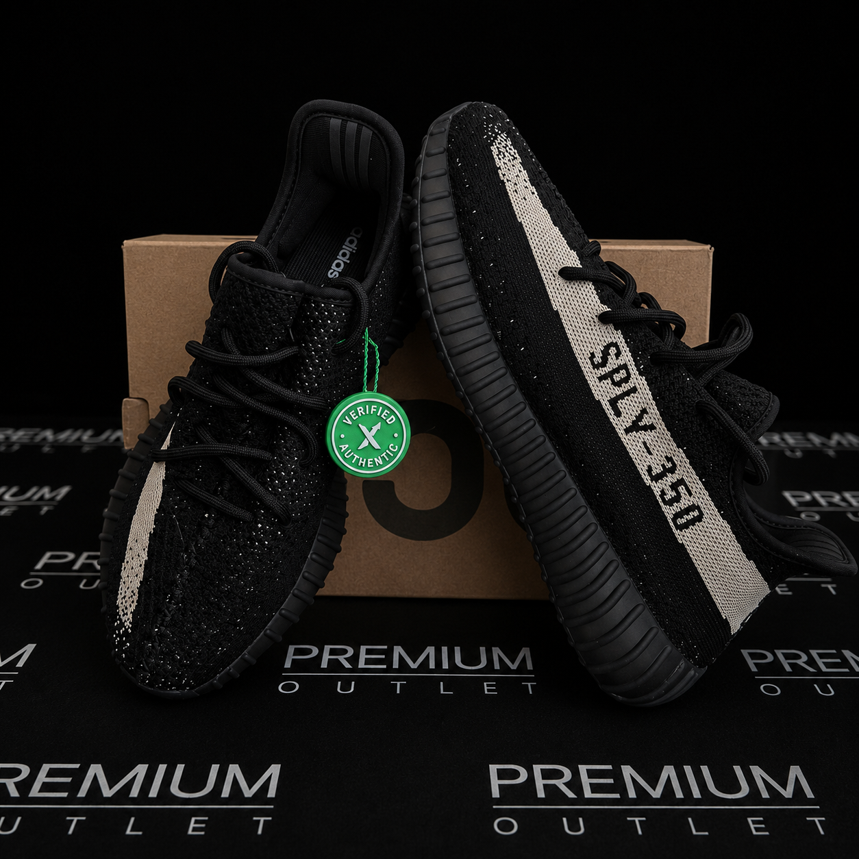 Yeezy Boost 350 V2 Oreo