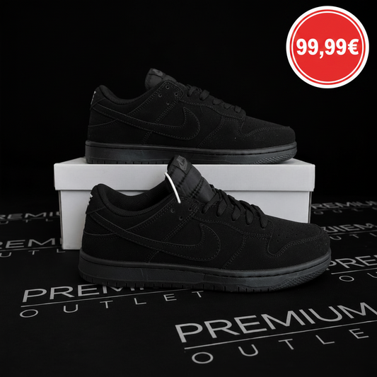 Nike Dunk Low Triple Black
