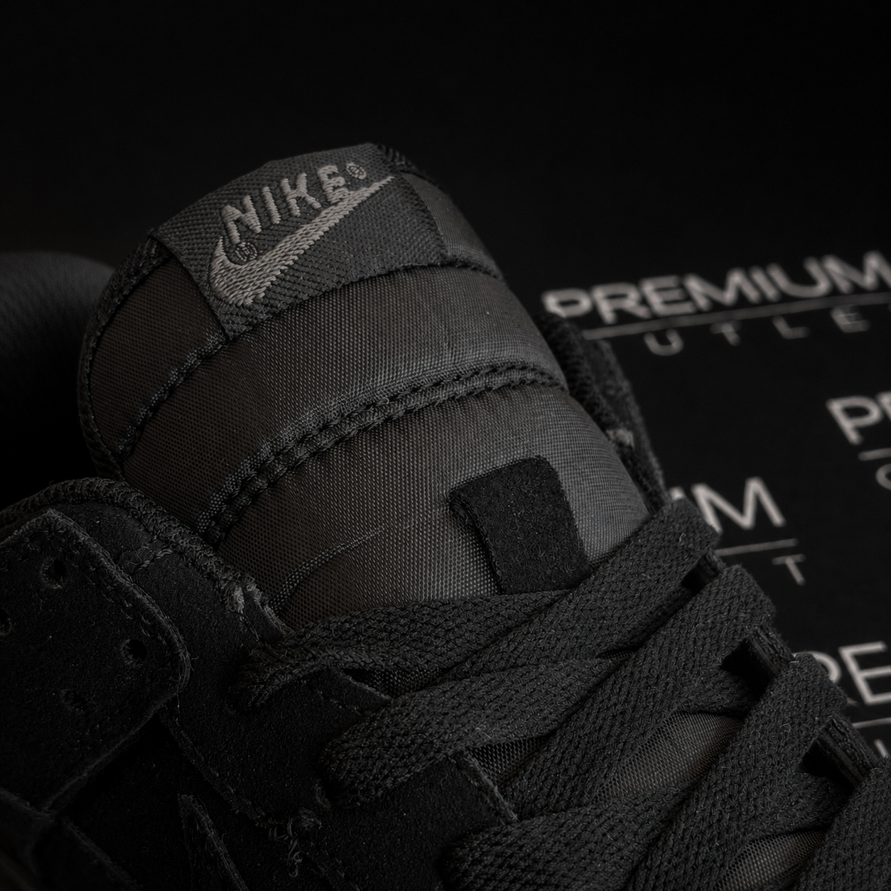 Nike Dunk Low Triple Black