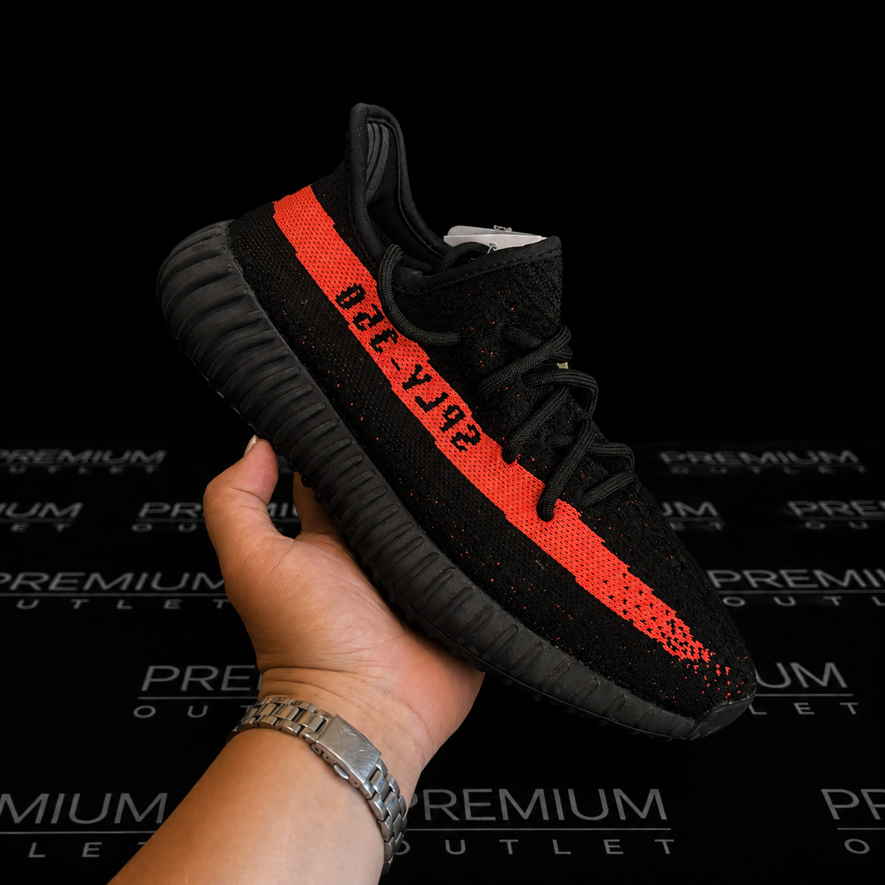 Adidas Yeezy Boost 350 V2 „Core Black Red”