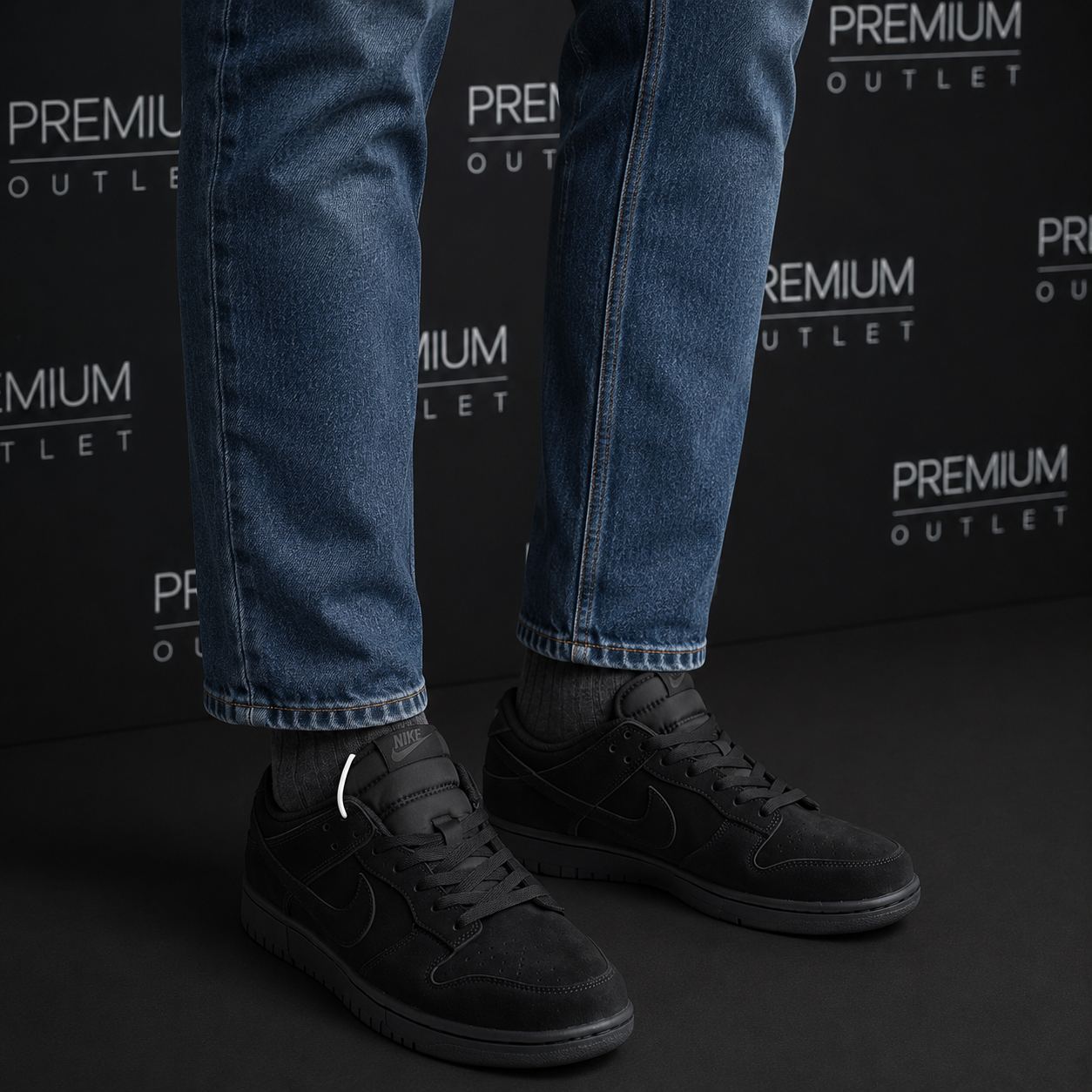 Nike Dunk Low Triple Black