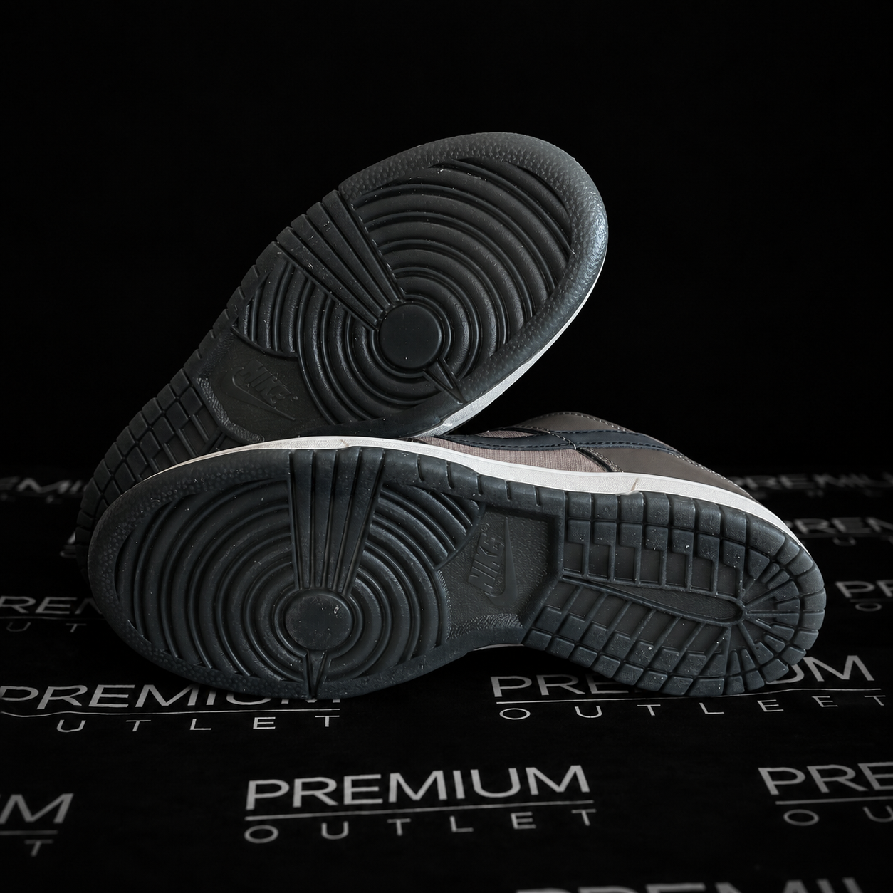 Nike Dunk Low “Ironstone-Anthracite-Mink Brown”