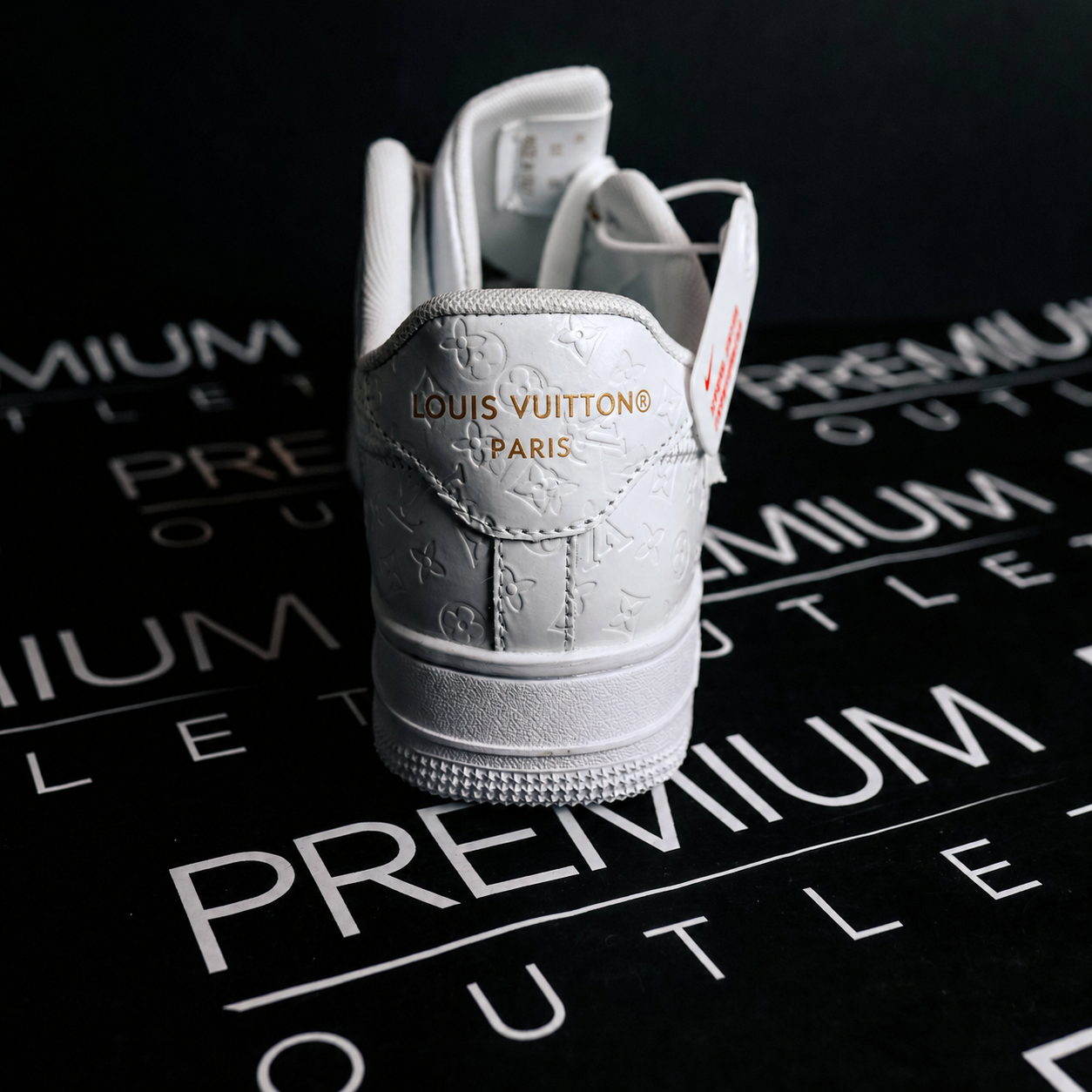 Louis Vuitton x Nike Air Force 1 '07 White