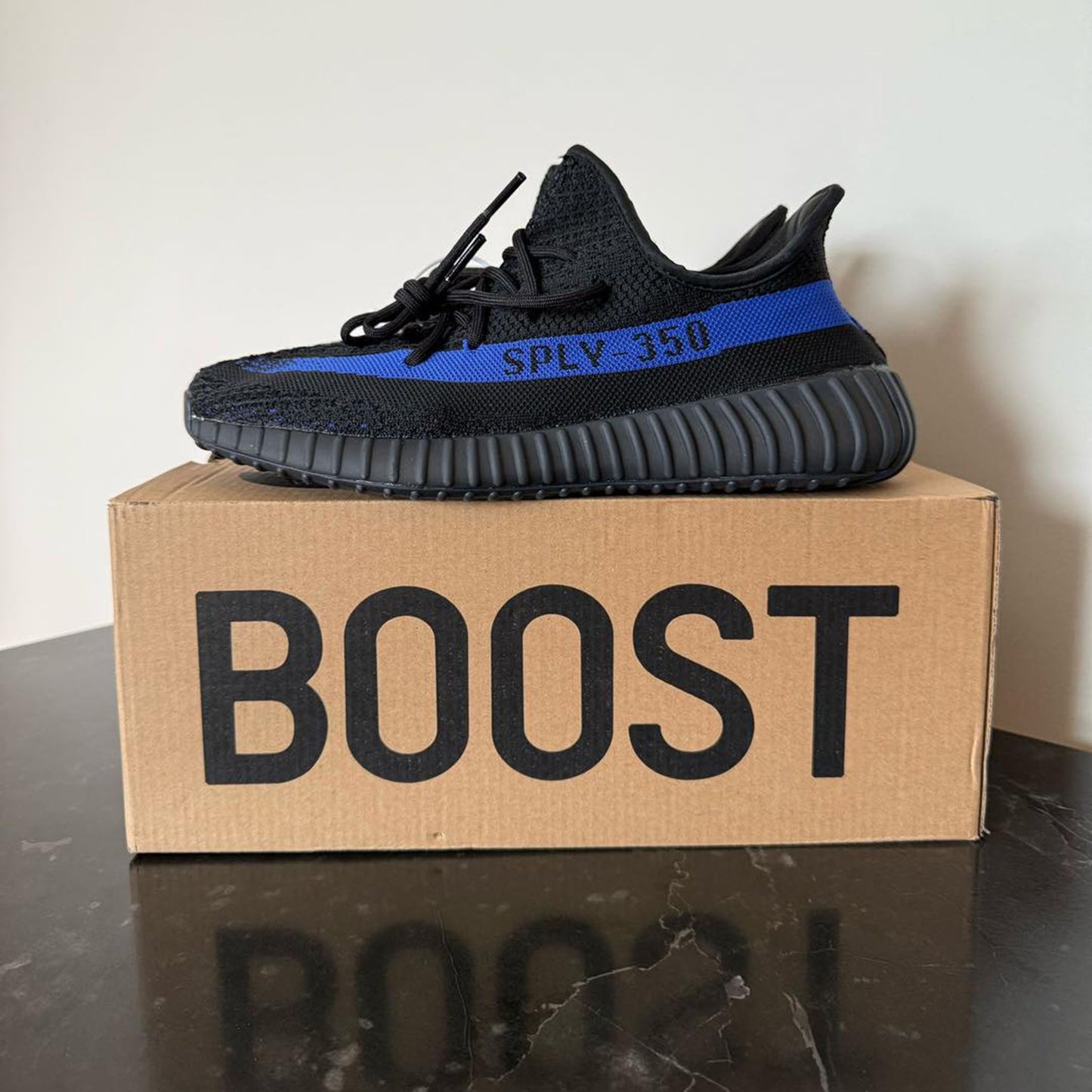 Yeezy Boost 350 V2 Dazzling Blue
