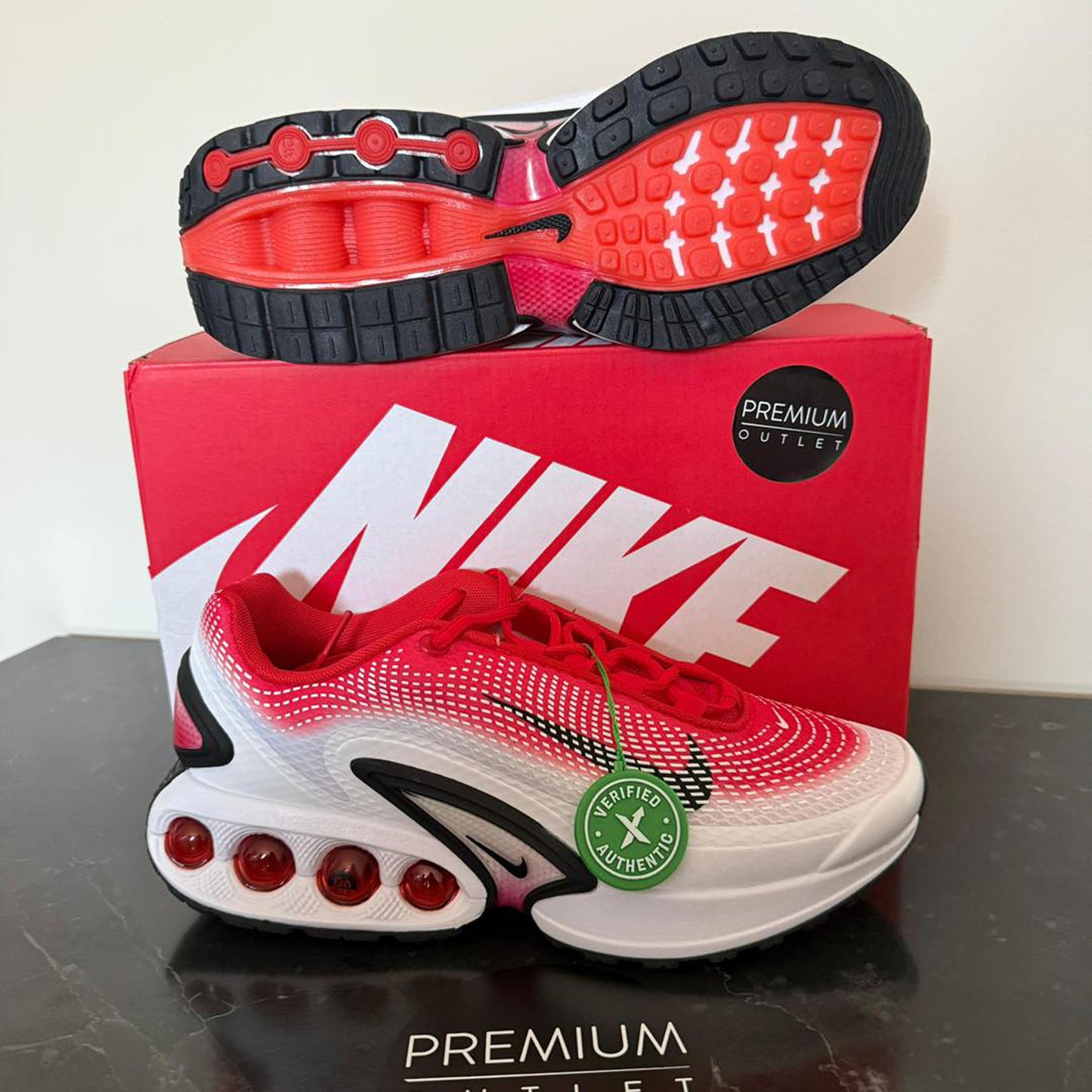Nike Air Max DN University Red