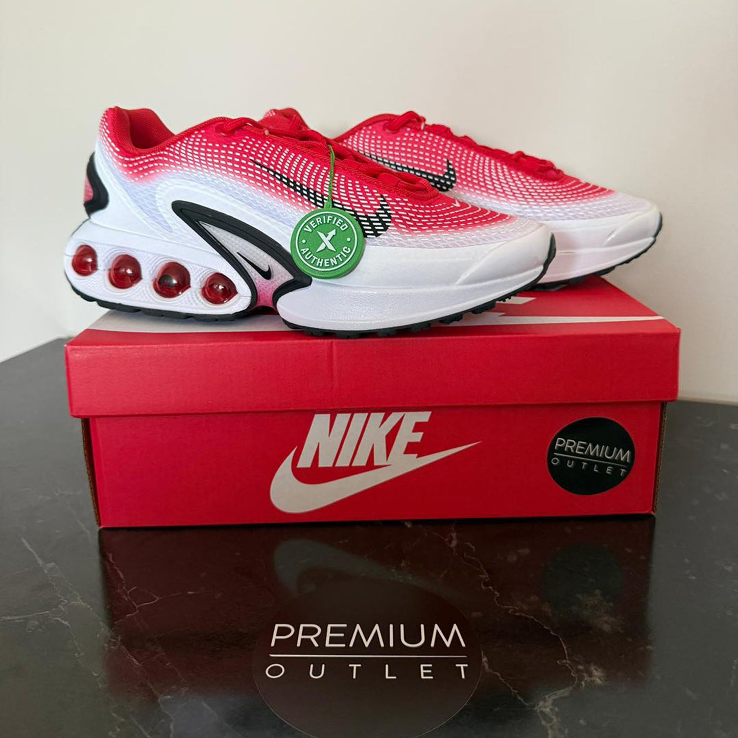 Nike Air Max DN University Red