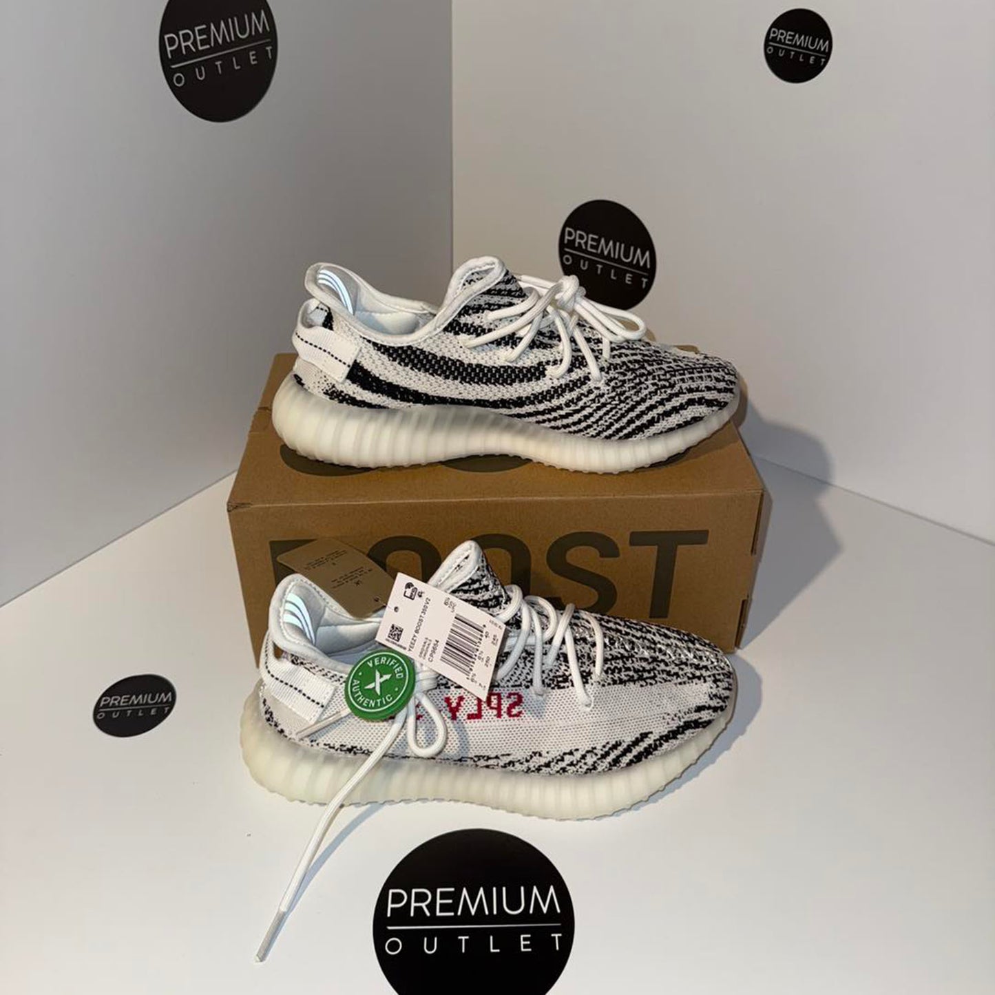 Yeezy Boost 350 V2 Zebra