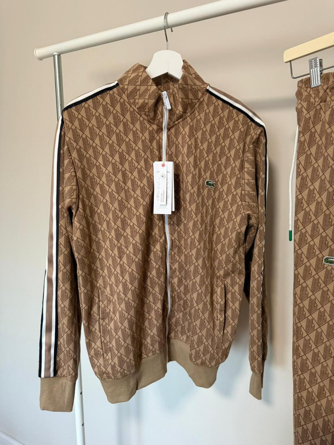 Lacoste Monogram Beige - komplet