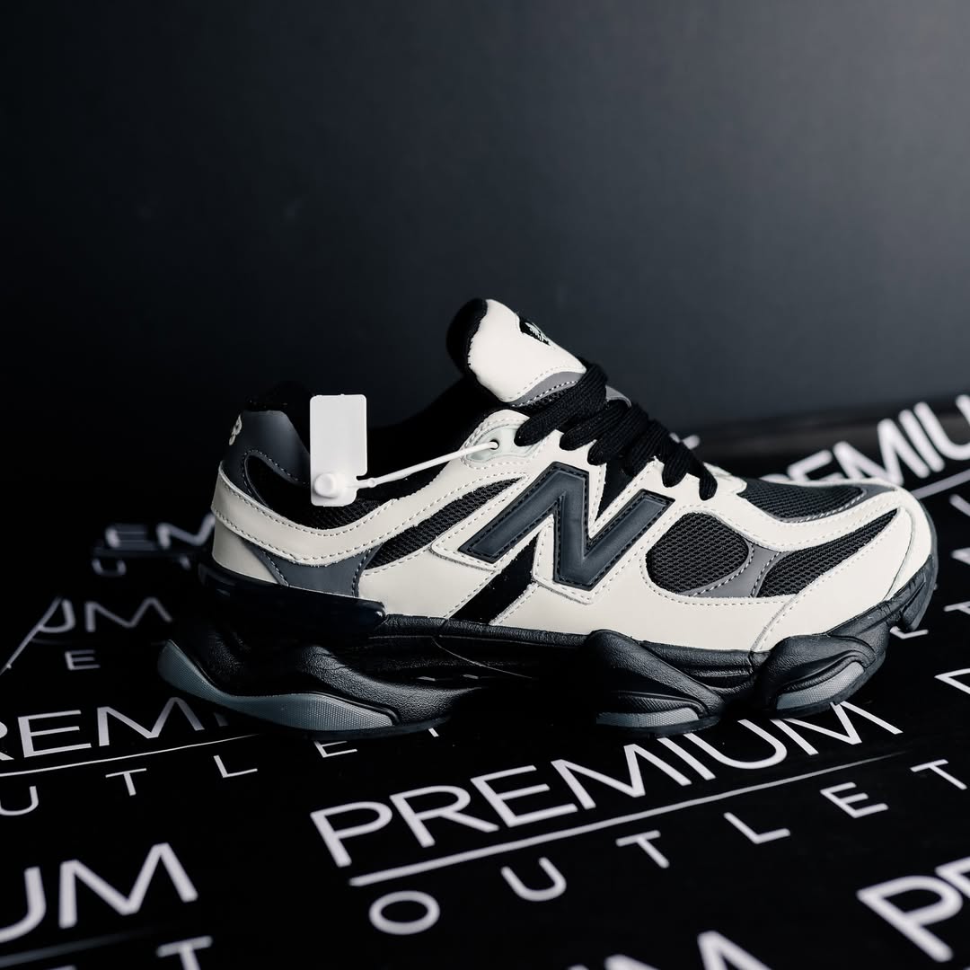 New Balance 9060 Black & White