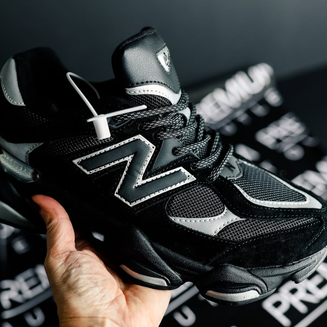 New Balance 9060 Black