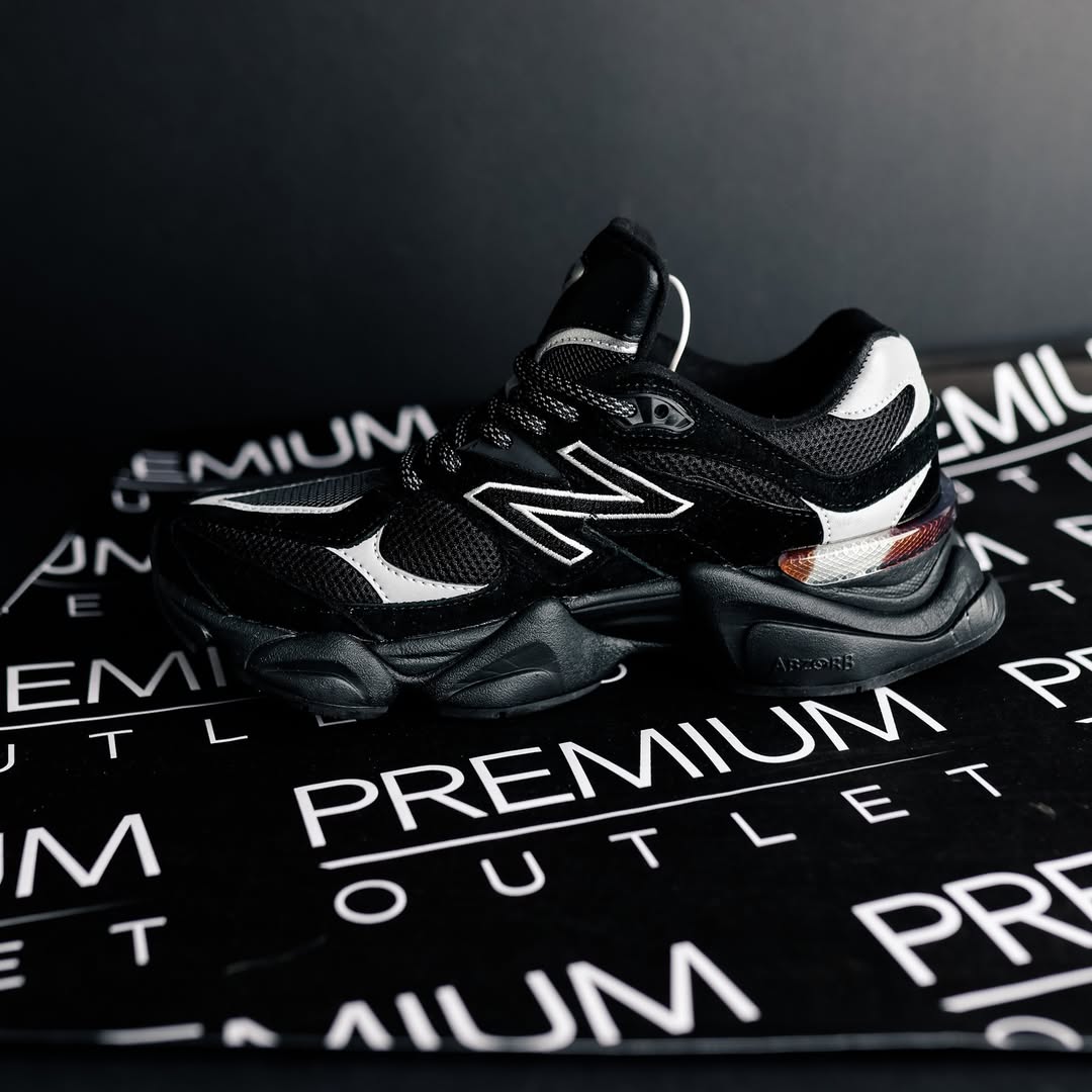 New Balance 9060 Black