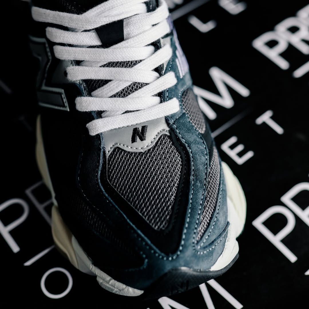 New Balance 9060 Blue